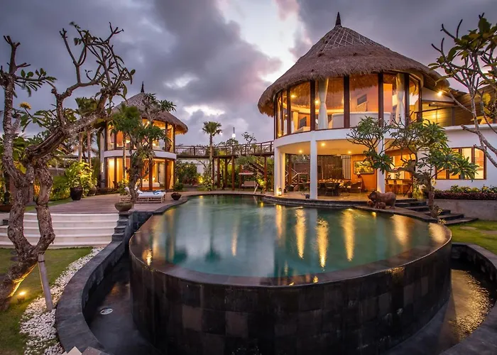 Dayu Mirah Villa *